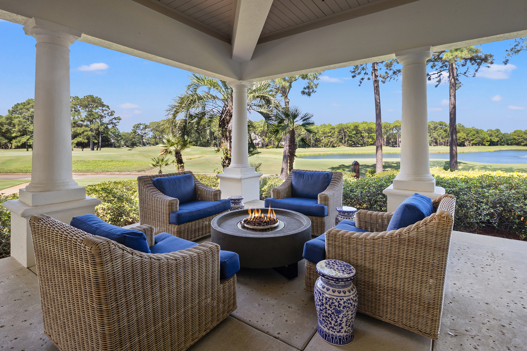 Burnt Pines Terrace